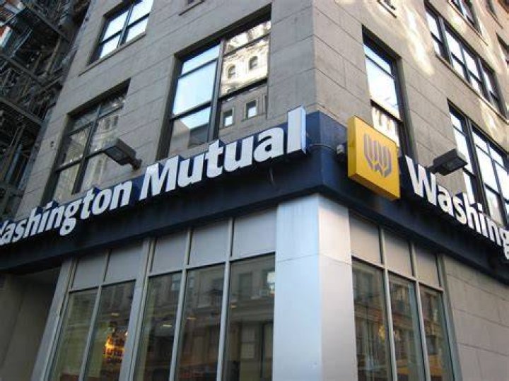 Who acquired Washington Mutual Bank?