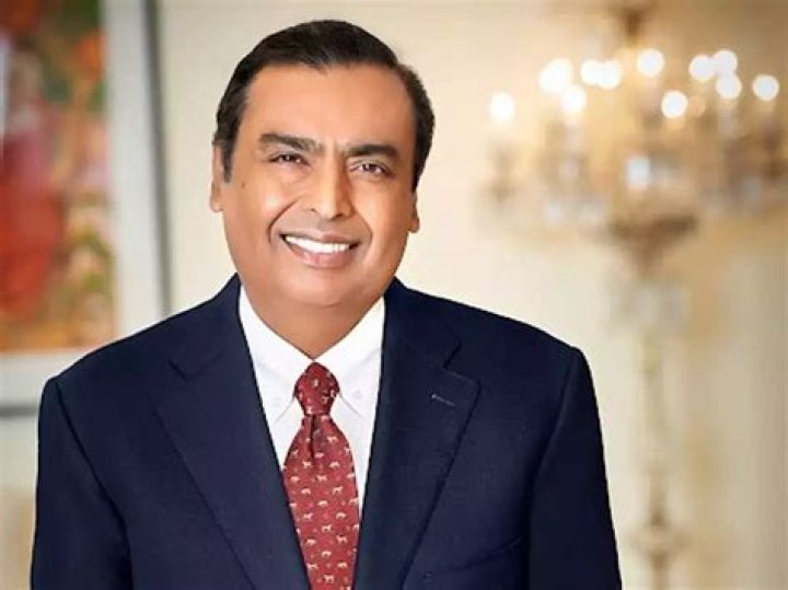 Who is the chairman of Reliance Life?