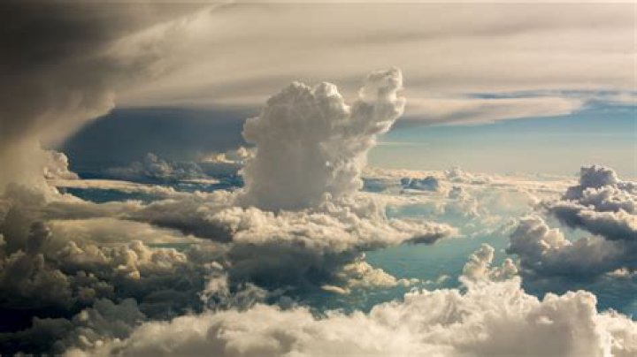 Why are clouds puffy?