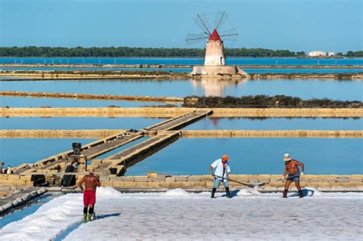 Why are the salt pans large and shallow?